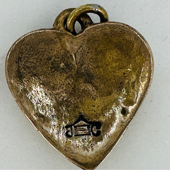 Jeep Collins Heart Pendant Brass Dove Design Signed Dainty Christian Vintage - Picture 2 of 9